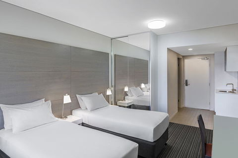 Adina Apartment Hotel Darwin Waterfront - Accommodation Brunswick Heads 2