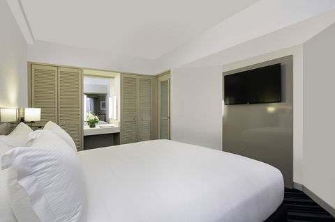 DoubleTree By Hilton Esplanade Darwin - Accommodation Brunswick Heads 15