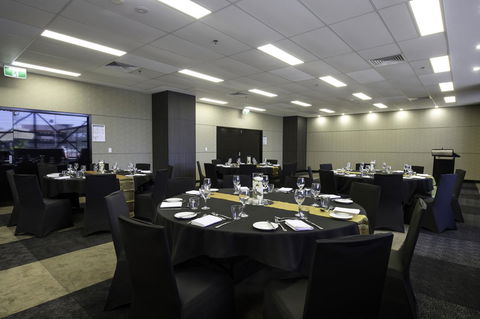 DoubleTree By Hilton Esplanade Darwin - Accommodation Brunswick Heads 36