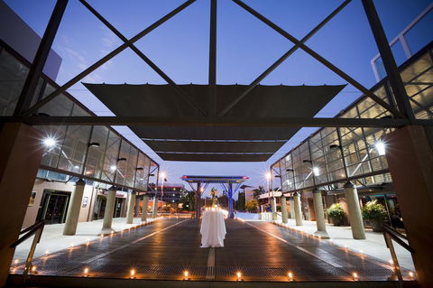 DoubleTree By Hilton Esplanade Darwin - Accommodation Brunswick Heads 33