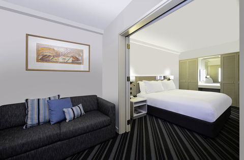 DoubleTree By Hilton Esplanade Darwin - Accommodation Brunswick Heads 19