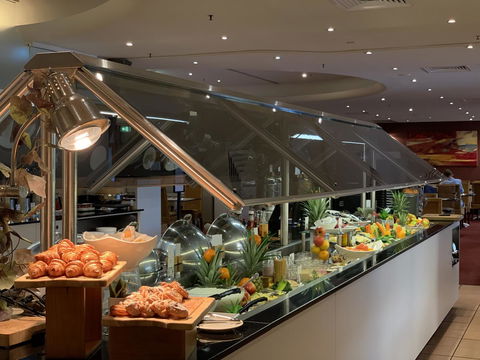 DoubleTree By Hilton Esplanade Darwin - Accommodation Brunswick Heads 3