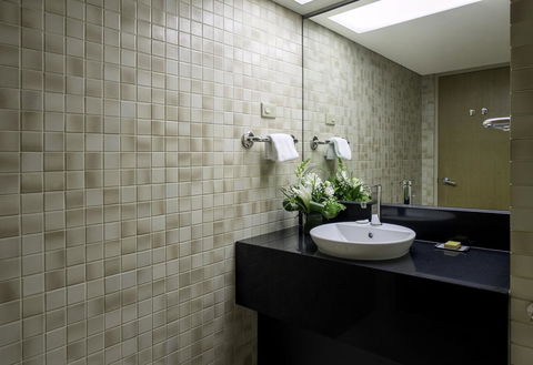 DoubleTree By Hilton Esplanade Darwin - Accommodation Brunswick Heads 25