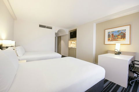 DoubleTree By Hilton Esplanade Darwin - Accommodation Brunswick Heads 16