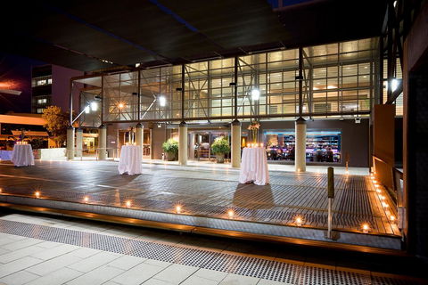 DoubleTree By Hilton Esplanade Darwin - Accommodation Brunswick Heads 32