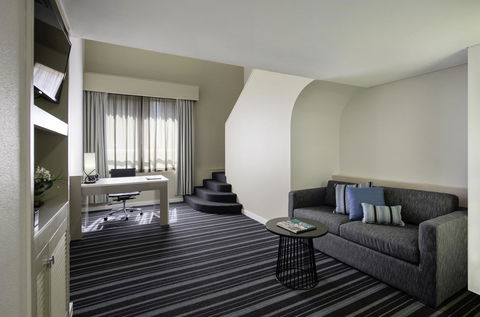 DoubleTree By Hilton Esplanade Darwin - Accommodation Brunswick Heads 24