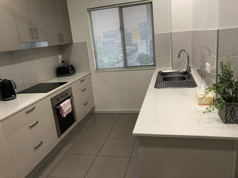 Darwin-Ocean Views, Tropical Getaway, Pool & Aircon - Accommodation Brunswick Heads 10