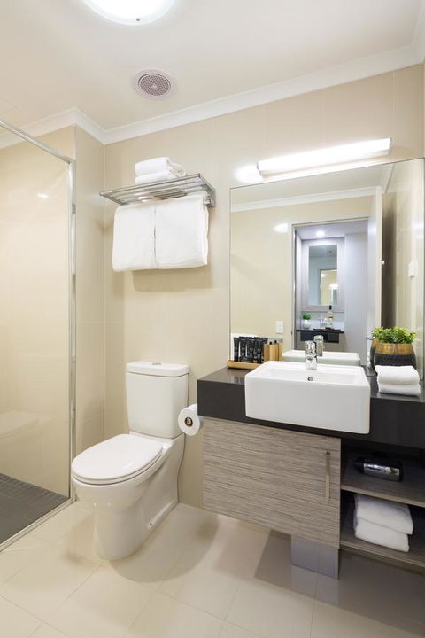 The Smith Hotel Darwin - Accommodation Brunswick Heads 22