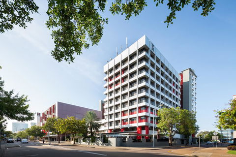 The Smith Hotel Darwin - Accommodation Brunswick Heads 4