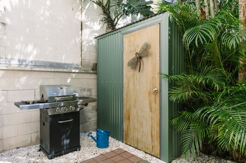 CitySide Apartment - 2 Bedroom With Private Courtyard - Accommodation Brunswick Heads 12