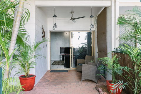 CitySide Apartment - 2 Bedroom With Private Courtyard - Accommodation Brunswick Heads 7