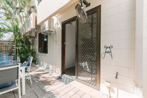 CitySide Apartment - 2 Bedroom With Private Courtyard - Accommodation Brunswick Heads 10