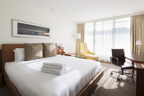 Novotel Canberra - Accommodation Brunswick Heads 15