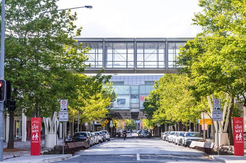 Highgate Executive Apartment City Walk Canberra - Accommodation Brunswick Heads 36