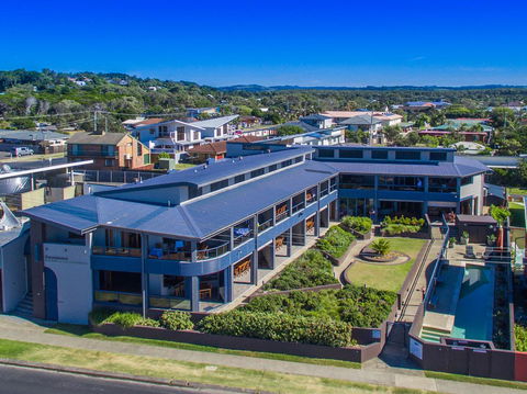 Lennox Holiday Apartments - Accommodation Brunswick Heads 0