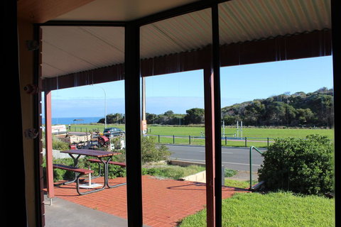 Bott's Beach Retreat - Accommodation Brunswick Heads 0