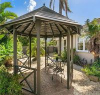 Boutique Stays - Sandy Breeze 1