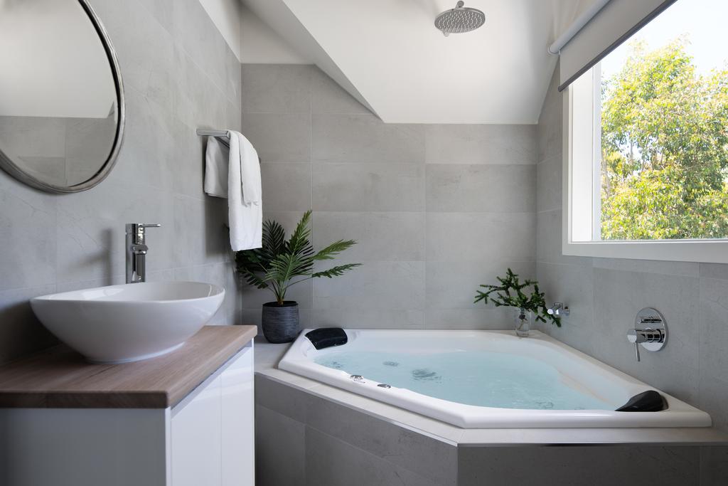 Daylesford VIC Accommodation Brunswick Heads