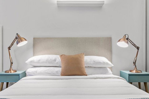 Bright Modern Apartment W Parking And Gym Near CBD - Accommodation Brunswick Heads 3