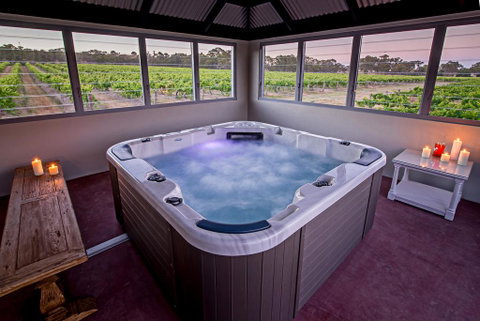 Brockenchack Vineyard Bed & Breakfast - Accommodation Brunswick Heads 3