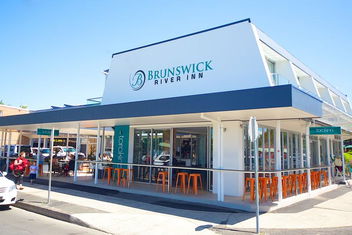 Brunswick River Inn with Accommodation Brunswick Heads