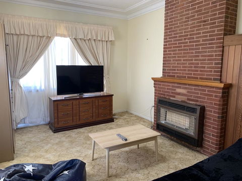 Budget In Goulburn - Accommodation Brunswick Heads 0