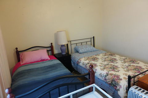 Budget In Goulburn - Accommodation Brunswick Heads 1
