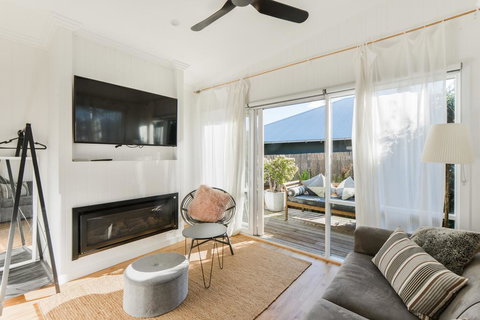 By The Seaside - Accommodation Brunswick Heads 0