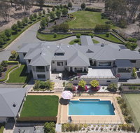 Canberra Luxury Estate - Accommodation Brunswick Heads
