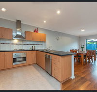 Cardiff St House - Accommodation Brunswick Heads