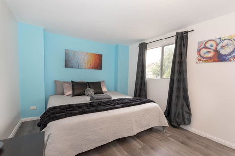 Carramar Studio KingBed PrivateRm 1 Min To Station - STUDIO - Accommodation Brunswick Heads 0