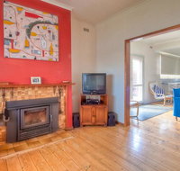 Carrick Fergus - Centrally located family home - Accommodation Brunswick Heads