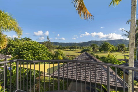 Catalina - Port Douglas - Accommodation Brunswick Heads 2