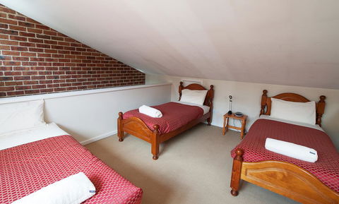 Cedar Creek 2 - Accommodation Brunswick Heads 0