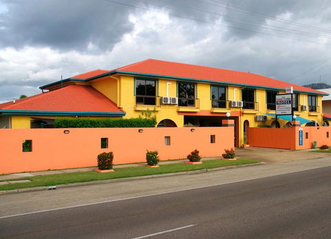 Cedar Lodge Motel - Accommodation Brunswick Heads 1
