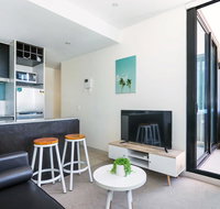 Central and Modern Apartment in Melbourne CBD - Accommodation Brunswick Heads