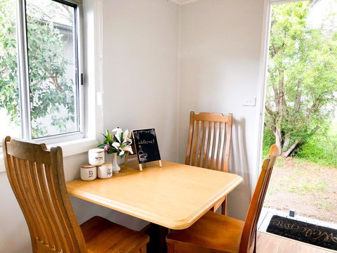 Charming Cottage Cessnock Hunter Valley - Accommodation Brunswick Heads 3