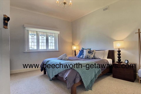 Cherry Blossom Cottage - Beechworth-Getaways - Accommodation Brunswick Heads 2