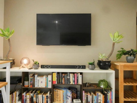 Chic, Pet Friendly & 500m To The Beach W/ Parking - Accommodation Brunswick Heads 2