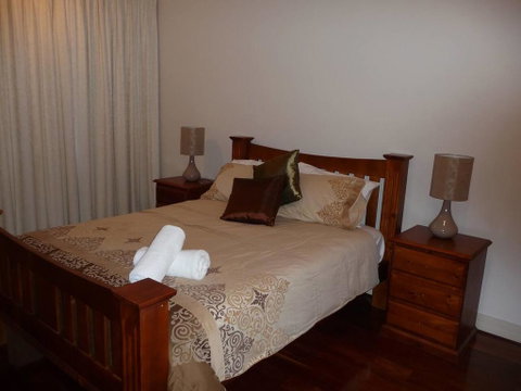 City Getaway 3 Bedroom Adelaide's East End - Accommodation Brunswick Heads 1