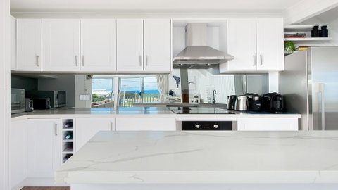 Combined Kingsley Beach House - Accommodation Brunswick Heads 1