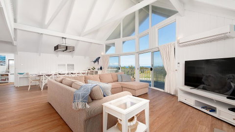 Combined Kingsley Beach House - Accommodation Brunswick Heads 3