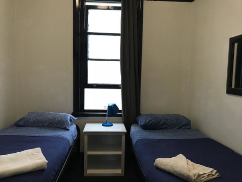 Coogee Beach House - Accommodation Brunswick Heads 2