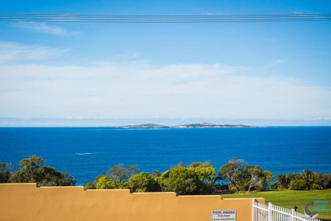 Countess Court Unit - Great Ocean Views - Accommodation Brunswick Heads 0