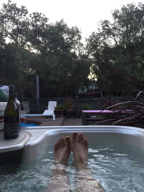 Country Retreat On 1 Acre With Pool, Hot Tub Surrounded By Trees - Accommodation Brunswick Heads 2