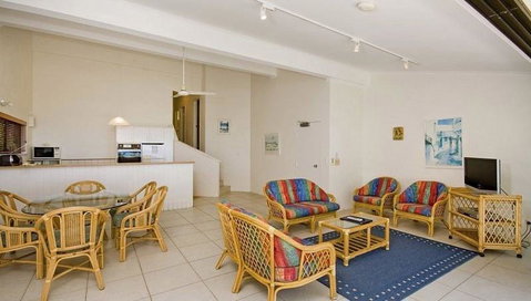 Cove Point 5 - Accommodation Brunswick Heads 3