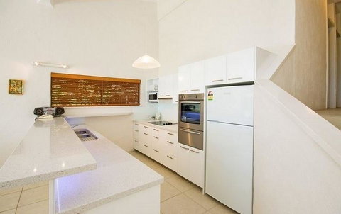 Cove Point 5 - Accommodation Brunswick Heads 2