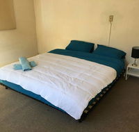 Cozy Spacious Terrace in Sydney's Eclectic Newtown - Accommodation Brunswick Heads