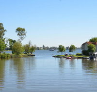 Cypress Townhouse 17 - Mulwala - Accommodation Brunswick Heads