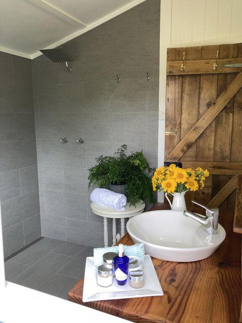Dayboro - Blue Ridge Lavender Cottage - Accommodation Brunswick Heads 3